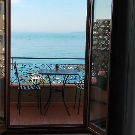 La Spiaggetta Di Stazzo
