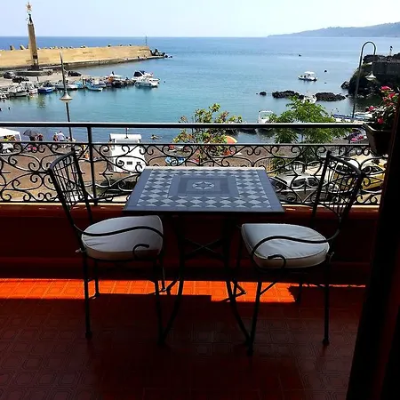 La Spiaggetta Di Stazzo Bed & Breakfast Acireale