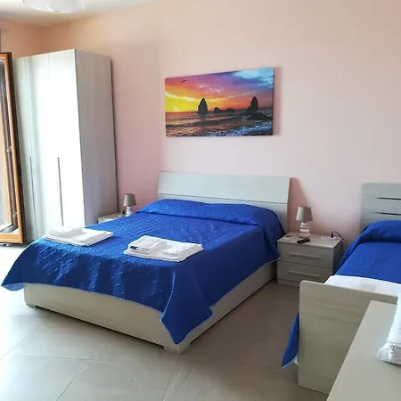 Bed & Breakfast La Spiaggetta Di Stazzo