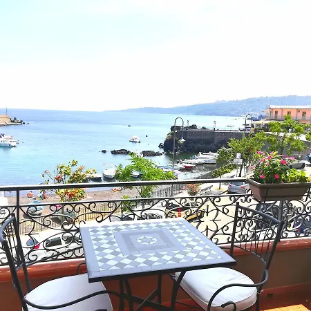 La Spiaggetta Di Stazzo Bed & Breakfast Acireale