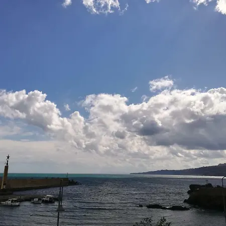 La Spiaggetta Di Stazzo Bed & Breakfast Acireale