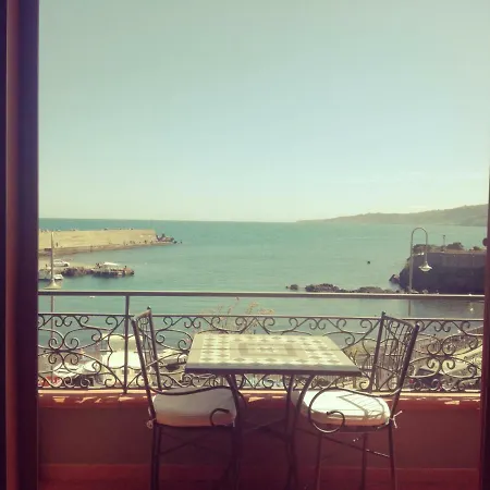 Bed & Breakfast La Spiaggetta Di Stazzo *