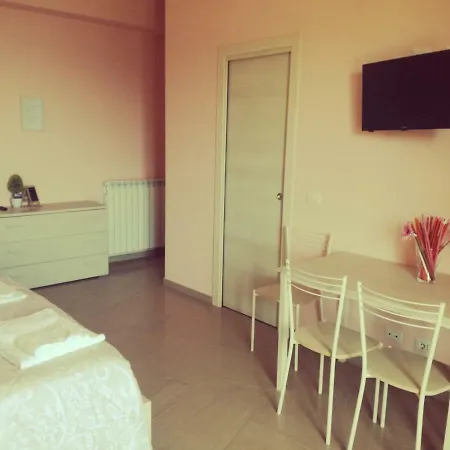Bed & Breakfast La Spiaggetta Di Stazzo