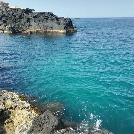 La Spiaggetta Di Stazzo Bed & Breakfast
