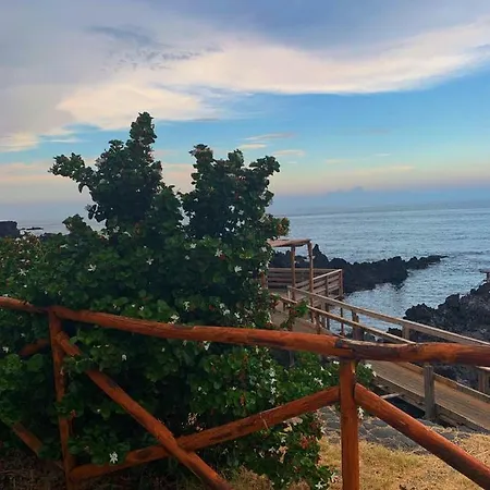 La Spiaggetta Di Stazzo Bed & Breakfast Acireale
